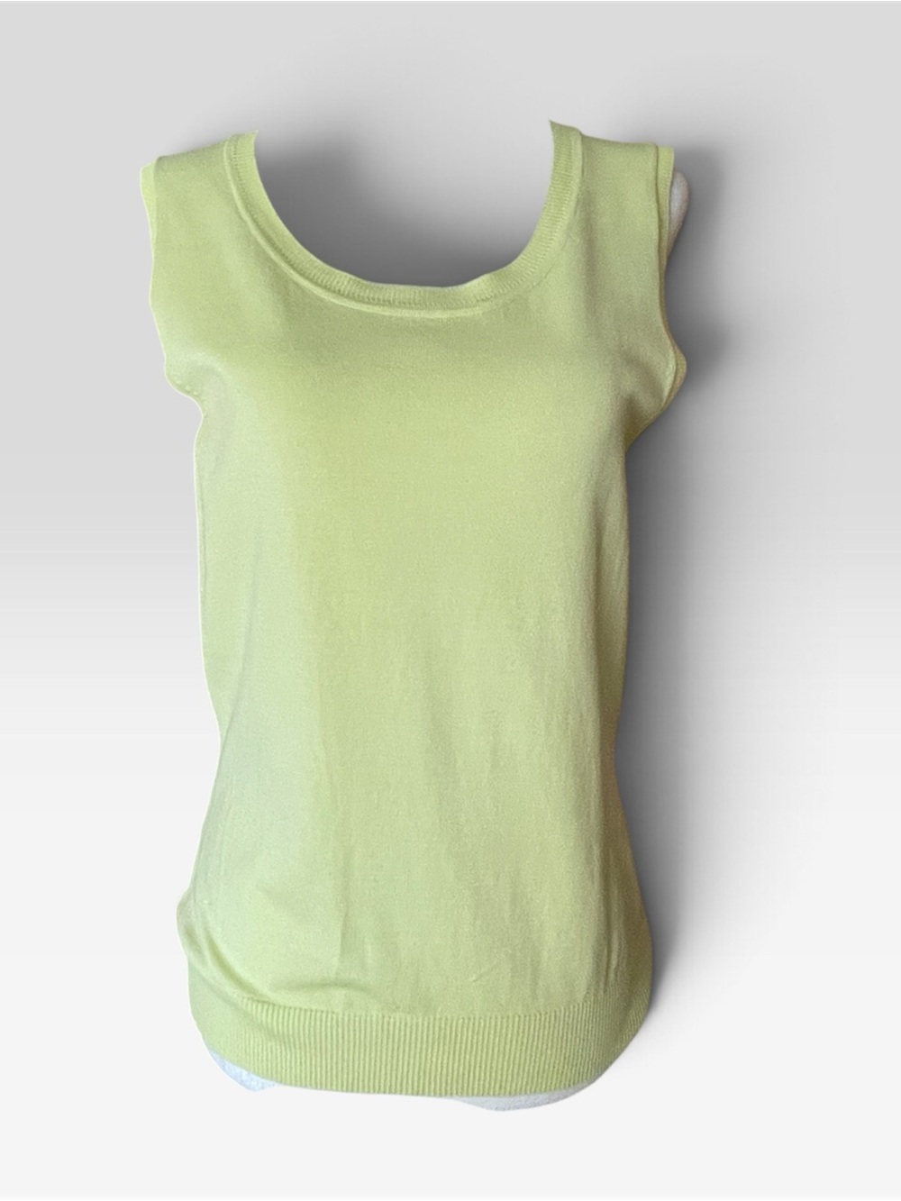 Sleeveless Knit Tank Top - Light Lime